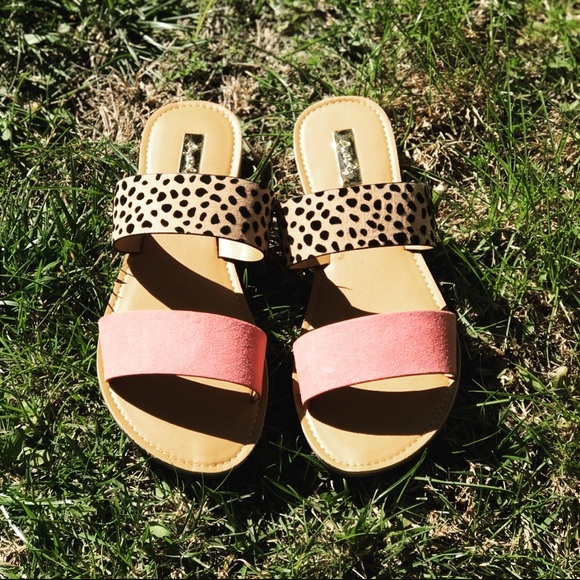 Cupid Shoes - Pink and cheetah print sandals